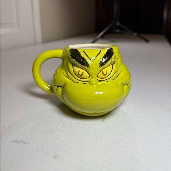 New The Grinch Christmas Coffee Mug Dr Seuss Vandor Sculpted Ceramic - Picture 1 of 8